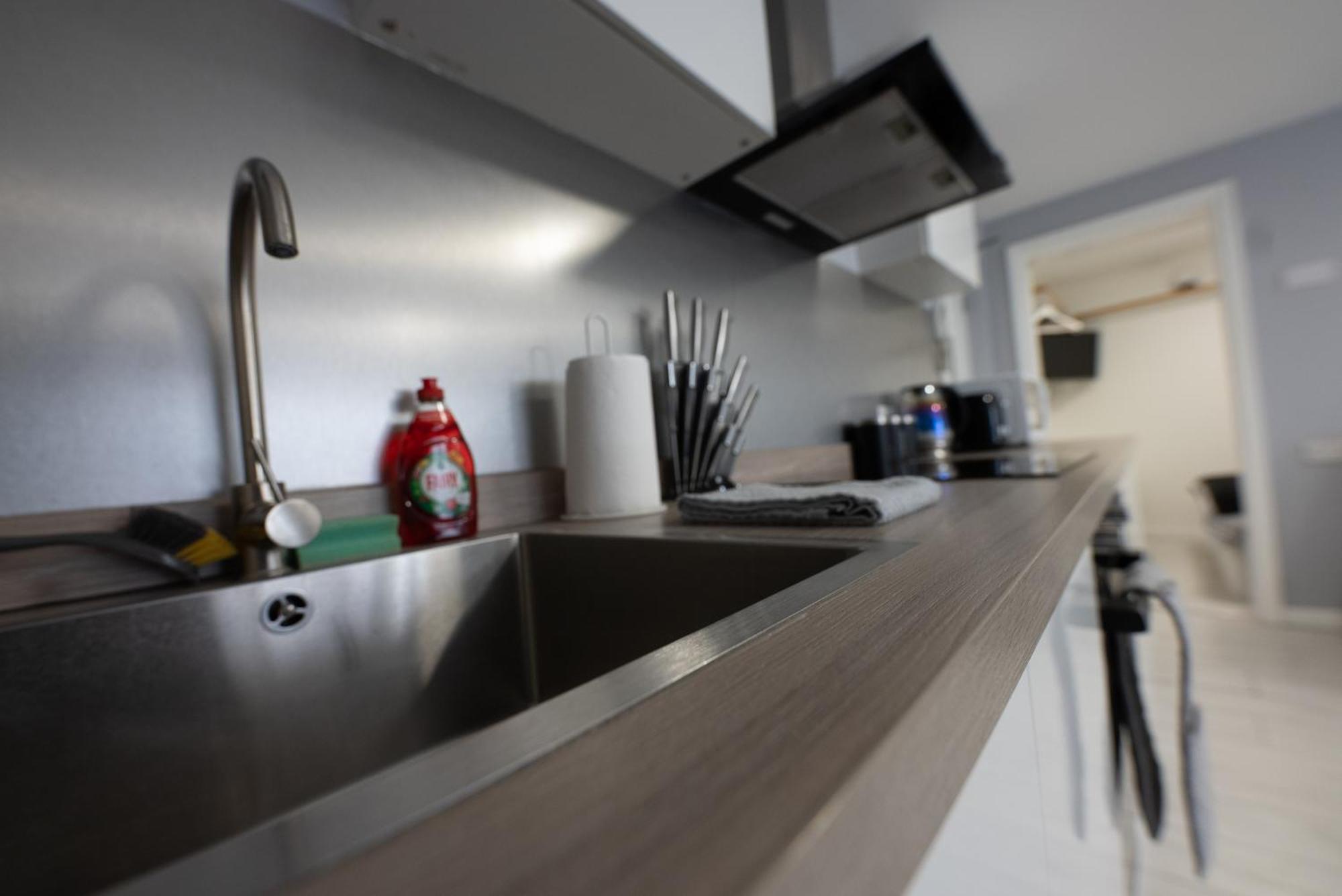Central Brighton Modern One Bed Apartments Bagian luar foto